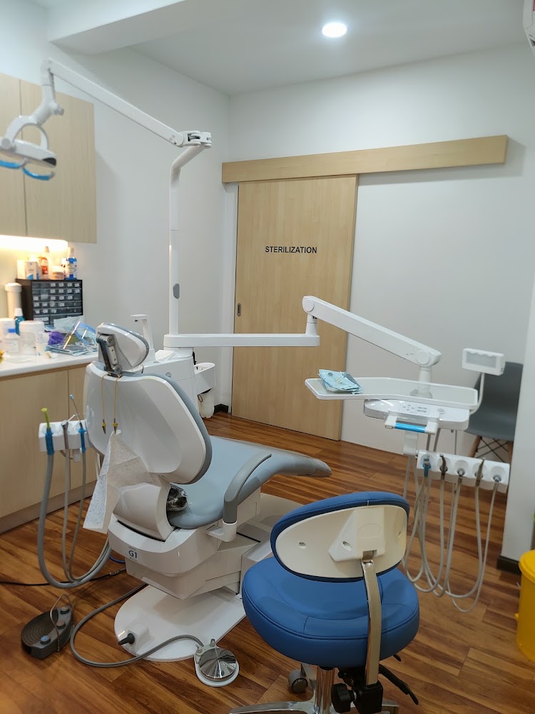 Klinik Pergigian Smile Up Dental (Mont Kiara)