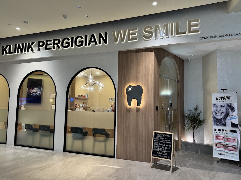 WeSmile Dental Clinic (LaLaport BBCC) - Painless Scaling, Invisalign and Implant Provider