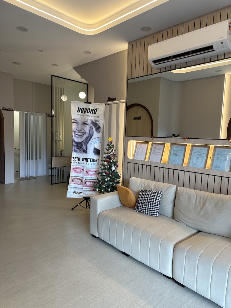 White Perfect Dental Clinic M Vertica Branch
