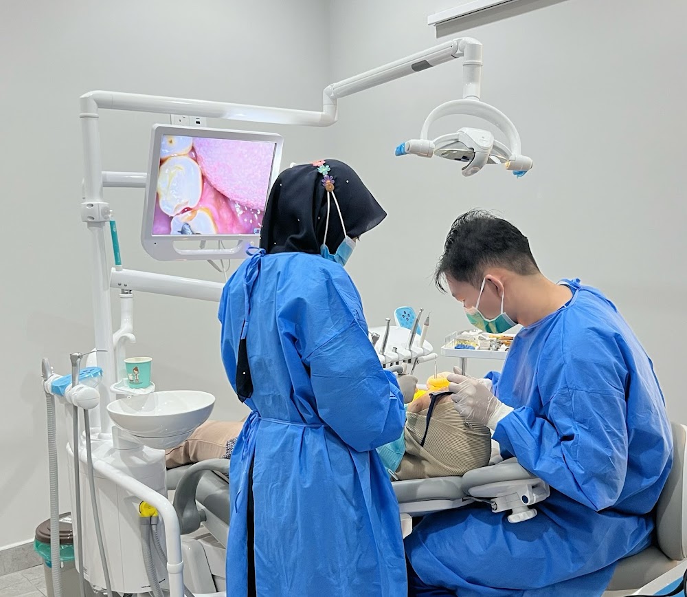 Senyum Dental Clinic (Nu Sentral KL Kuala Lumpur) Dentist, Klinik Gigi, عيادة اسنان, 牙医, 歯科医, 치과진료소 Open Everyday 365 Days