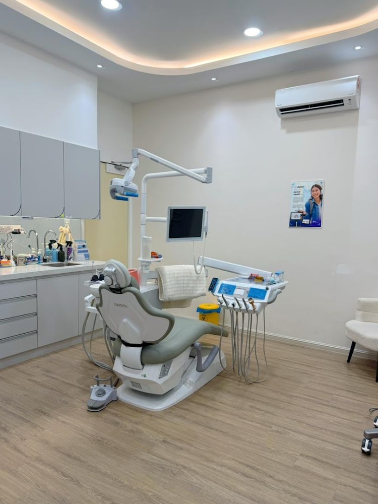 JIN SMILE Dental Clinic Sri Petaling (Invisalign Provider)