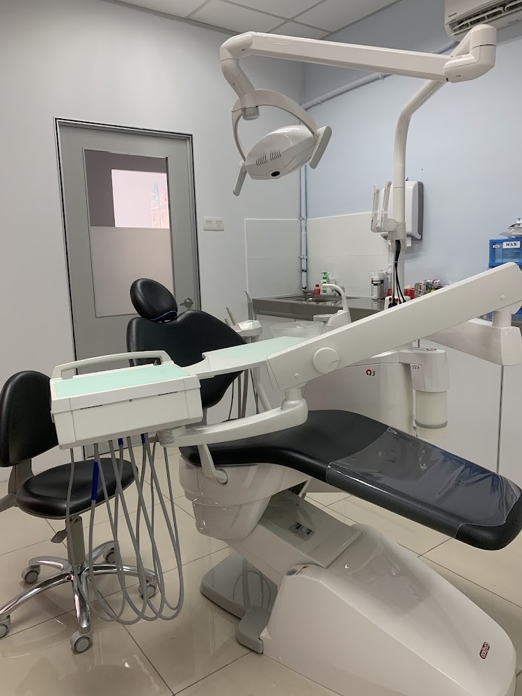Klinik Pergigian Confident